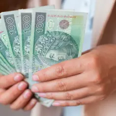 800 plus do 25 lat? Kiedy świadczenie wygasa i co zamiast niego