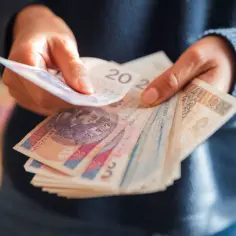 Wniosek 800 plus 2025: Jak złożyć i nie stracić wypłat?
