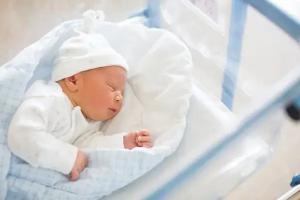 Czy becikowe zależy od dochodu? Sprawdź, kto może je otrzymać